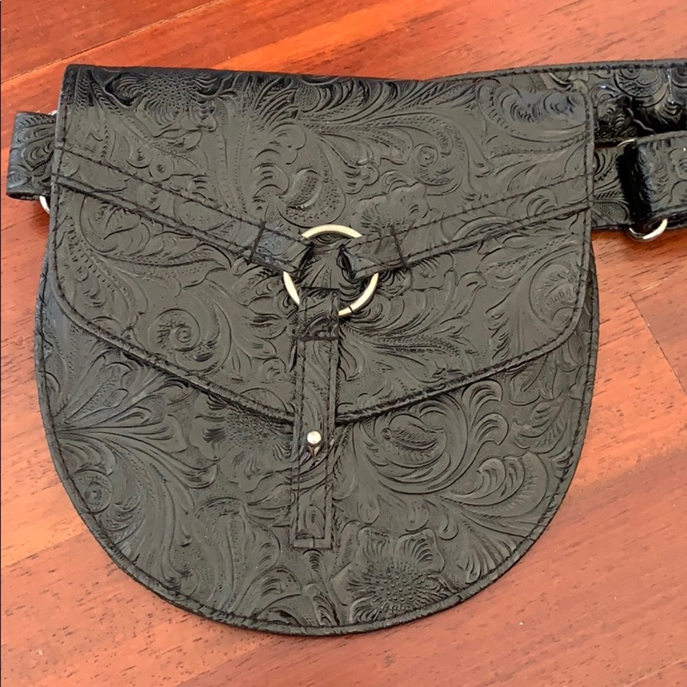Waist band purse